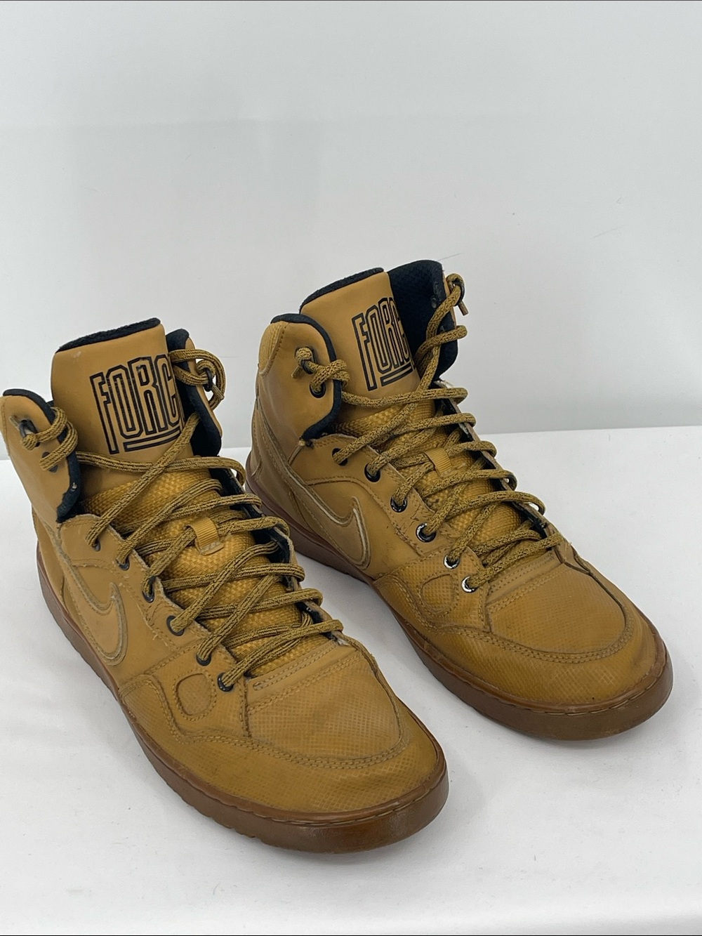 Nike FORCE SON OF FORCE MENS  Mid-Top Athletic Sneakers in Wheat/Gold SIZE 10